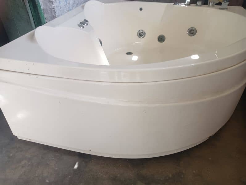 imported bath tub 16