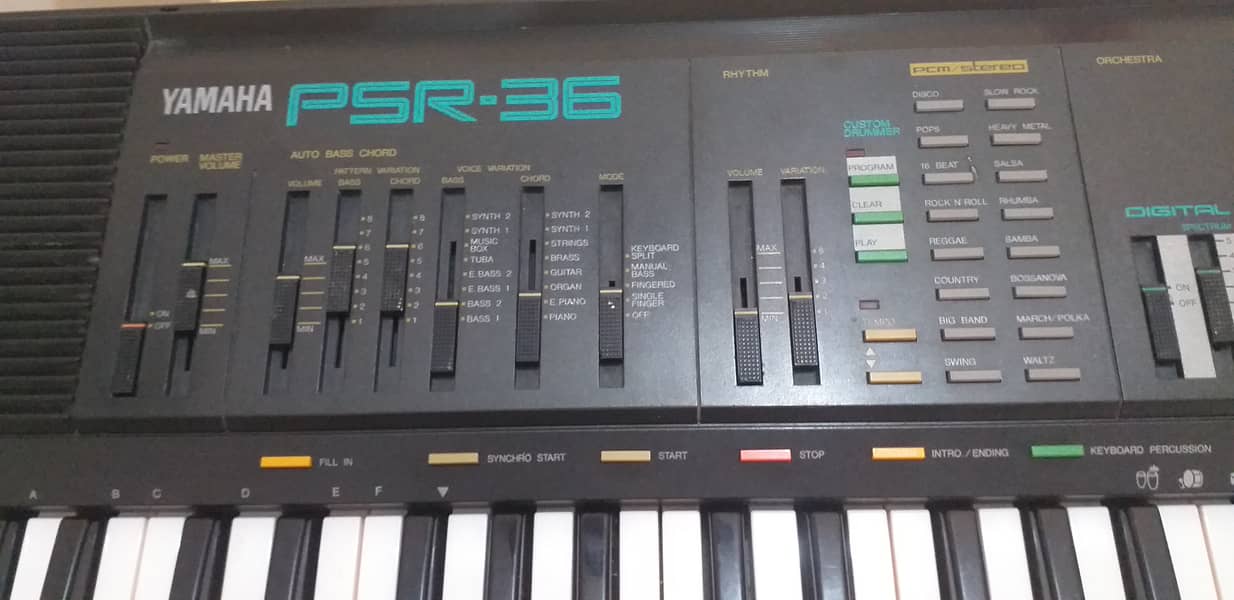 Yamaha Keyboard PSR-36 7