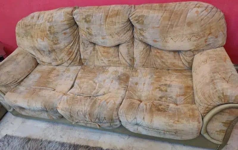 7 Seater Sofa Available 1