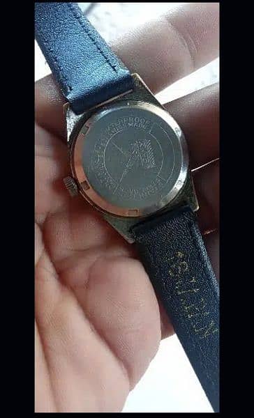 Antique Camy Swiss Made Geneva vintage watch Classic 2