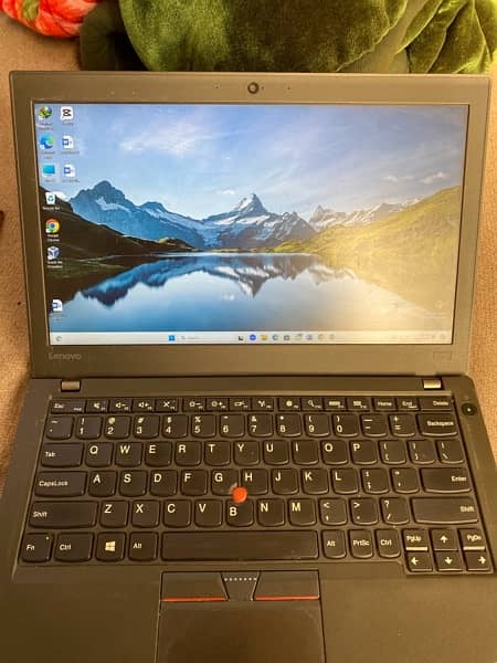 Lenovo Thinkpad Leptop 8gb Ram 256gb SSD 5