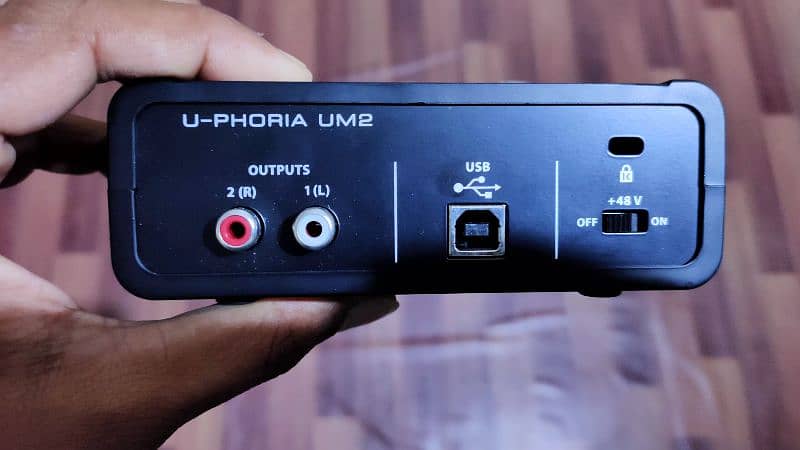 Behringer UM2 U-Phoria Audio Interface 2