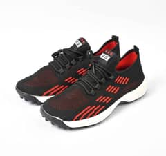 Black Camel Gripper Sports Shoes, Red