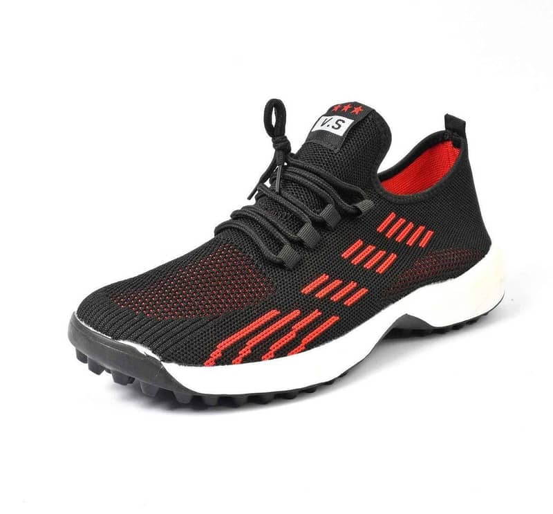 Black Camel Gripper Sports Shoes, Red 1