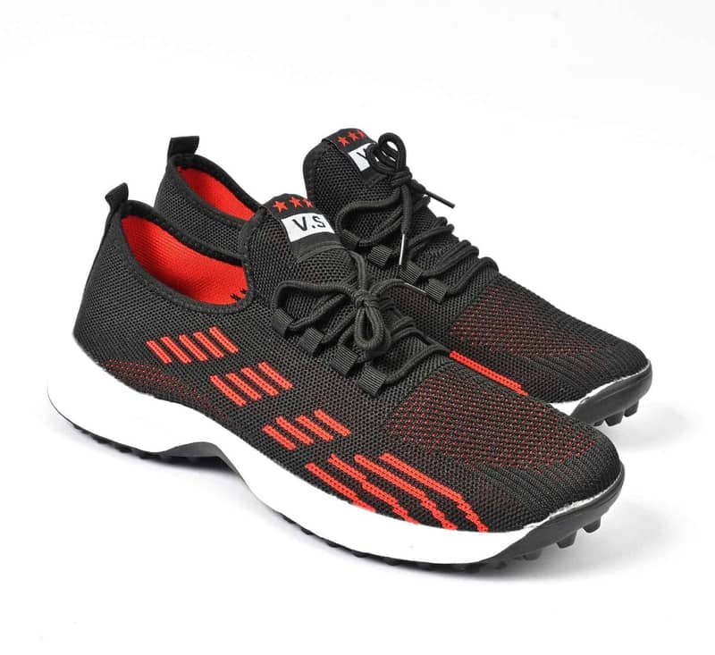 Black Camel Gripper Sports Shoes, Red 2