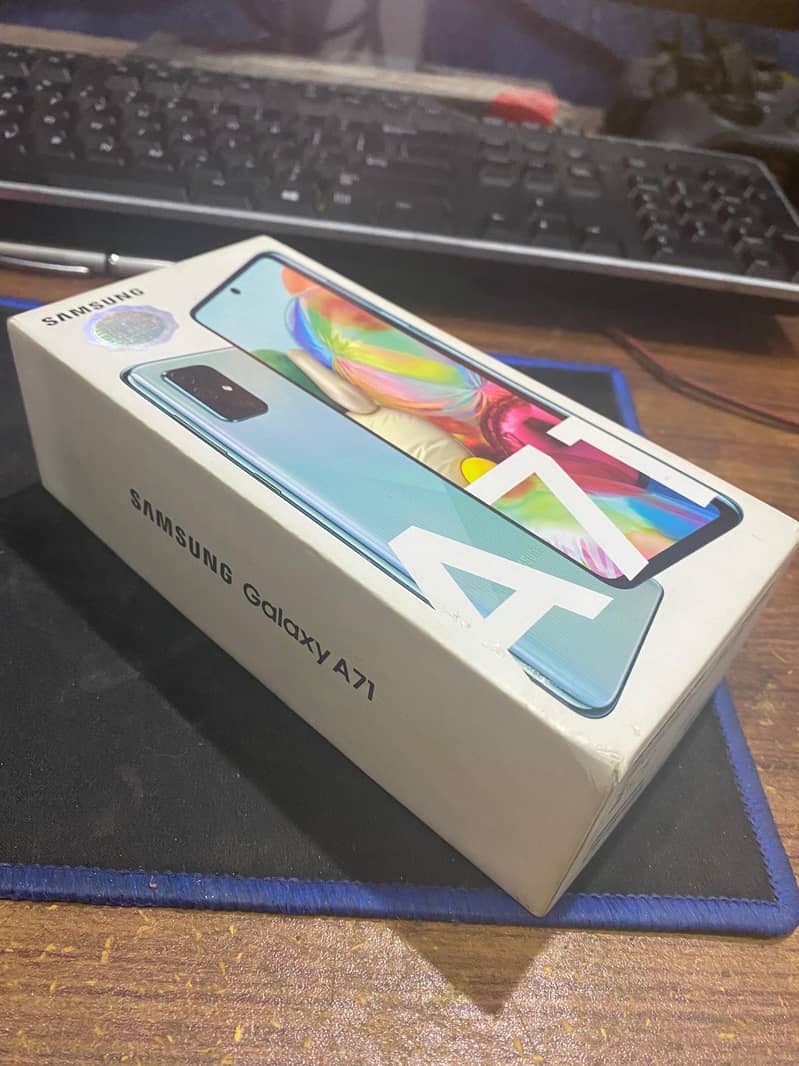 Samsung Galaxy A71 8/128 GB PTA Approved Dual SIM + Complete Box 10/10 10
