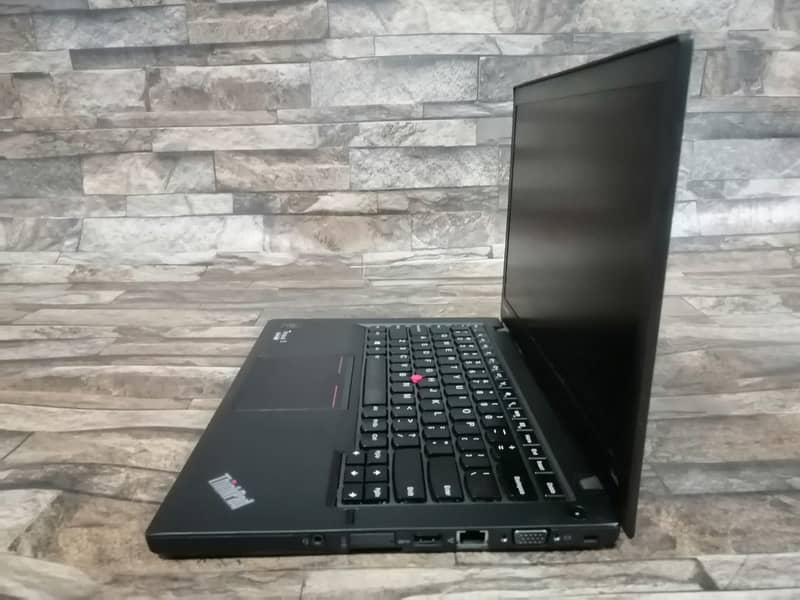 Lenovo Thinkpad T440s Laptop 2