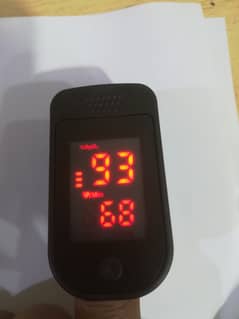 Pulse oximeters 450/= to 950 0