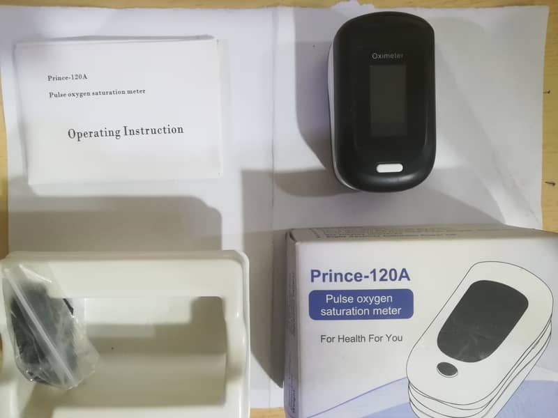 Pulse oximeters 450/= to 950 4