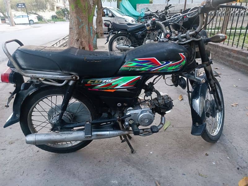 Honda cd 70 2009A perfect condition just buy and drive total genuine 1