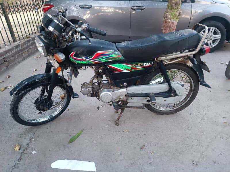 Honda cd 70 2009A perfect condition just buy and drive total genuine 2
