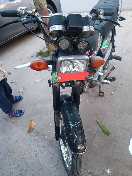 Honda cd 70 2009A perfect condition just buy and drive total genuine 3