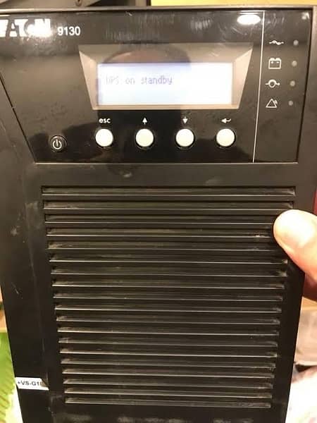 1500 W Pure sine wave UPS EATON 9130 0