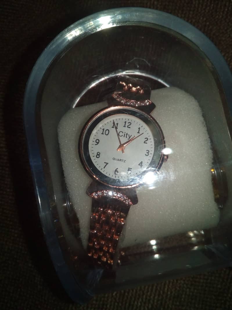 Woman's imported watch. . . new 0