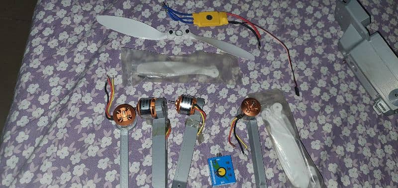 drone frame with motors and esc urgent sell 1