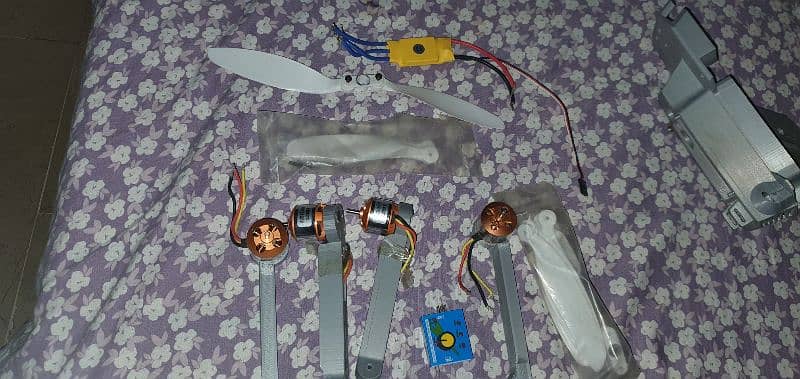 drone frame with motors and esc urgent sell 2