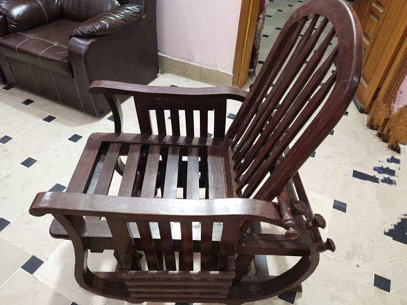 Rocking chair / Easy chair/ Relaxing chair 2