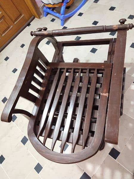 Rocking chair / Easy chair/ Relaxing chair 5