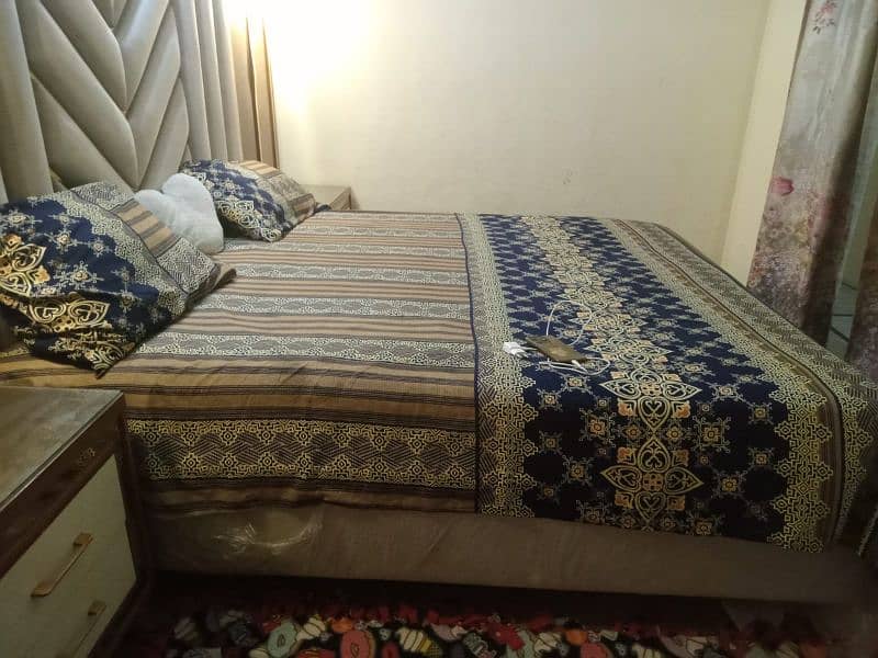 bedroom furniture set 2