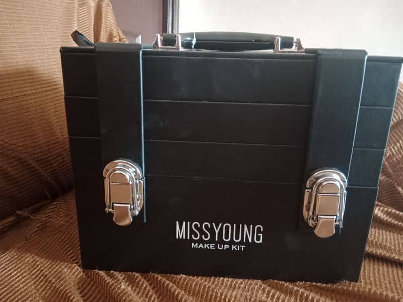 Miss Young original brand new make-up kit available for sale 6