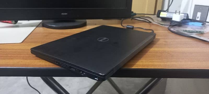 dell i5 7th generation 4gb ram laptop 0