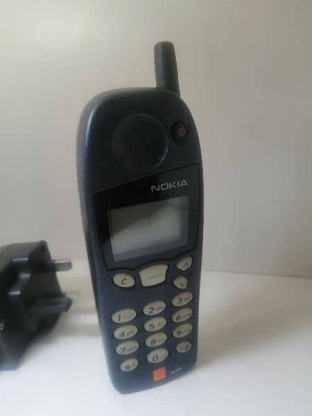 Nokia 5110 Very Rare Vintage 8