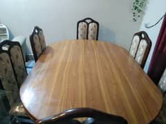 Dining Table with 6 Chairs Good Condition