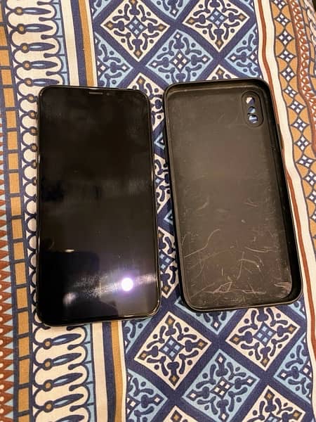 iPhone XS 64gb PTA Approved 4