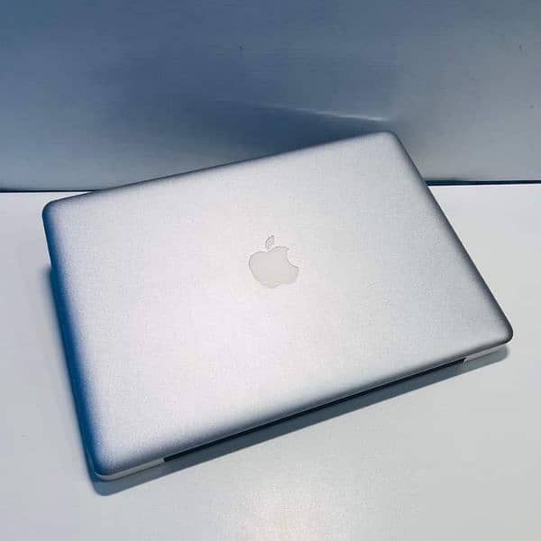 Macbook Pro 2012 | I5 4GB Ram | 320HDD 6