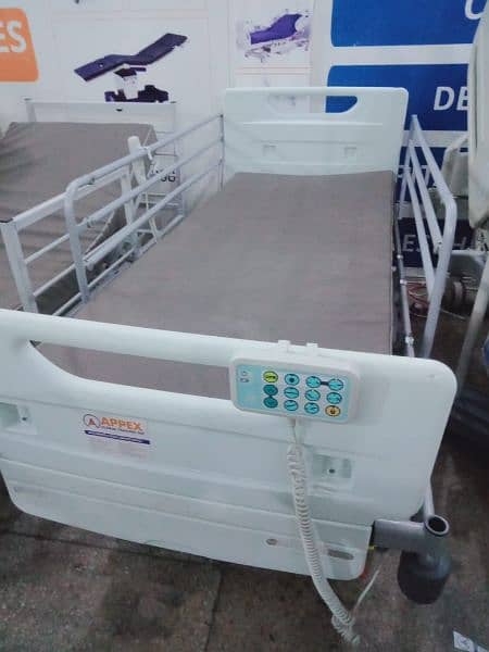 China Fiber Made Patient Beds & Simple Hospital Bed Available For Sale 3