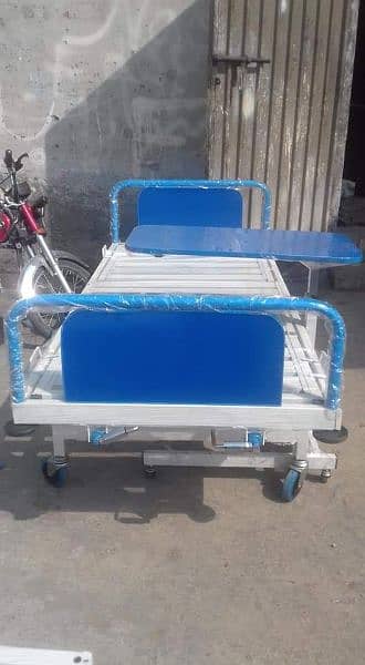 Patient bed for hospital on factory price / Medical equipment for sale 12