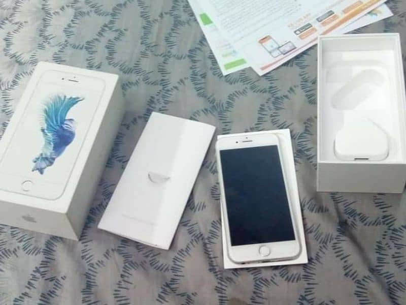iphone 6s with Box & Orginal Charger 2