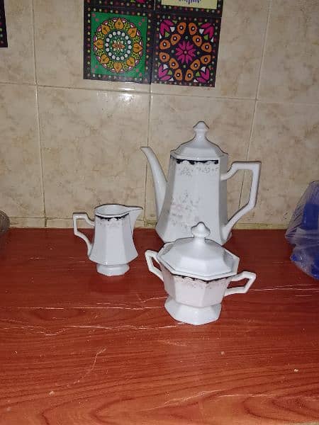 deep freezer, blender ke price,7500,tea pots 2000 4
