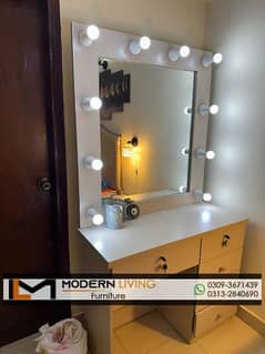 Stylish vanity dressing table with lights 0