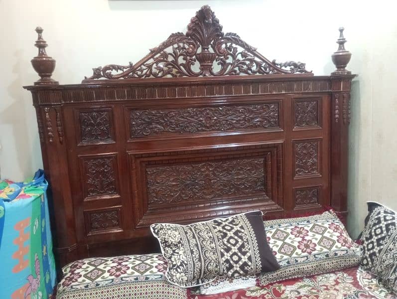 chinyoti wooden bed 1
