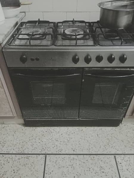 cooking range in good condition 3