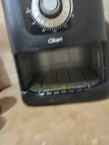 cikon air fryer used only a few times, got it 6 months back from Dubai 2