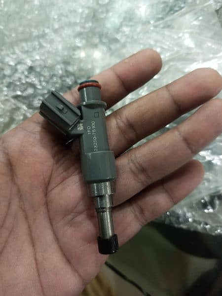 2.7cc petrol injectors23250-75100 0