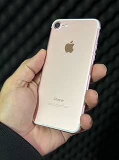 iPhone 7 128GB Rose Gold PTA Approved 79% Battery 10/10