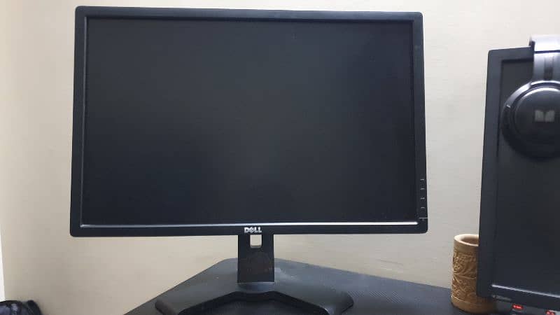 dell 24 inch led ips monitor 1920x 1200 11