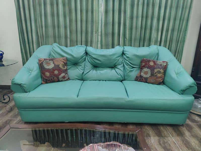 Evergreen Leather Sofa 1
