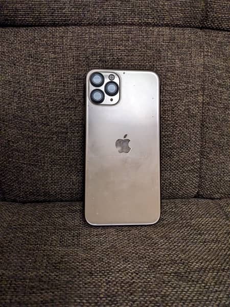 Iphone 11 pro 64gb with Box & Orignal Cable 4