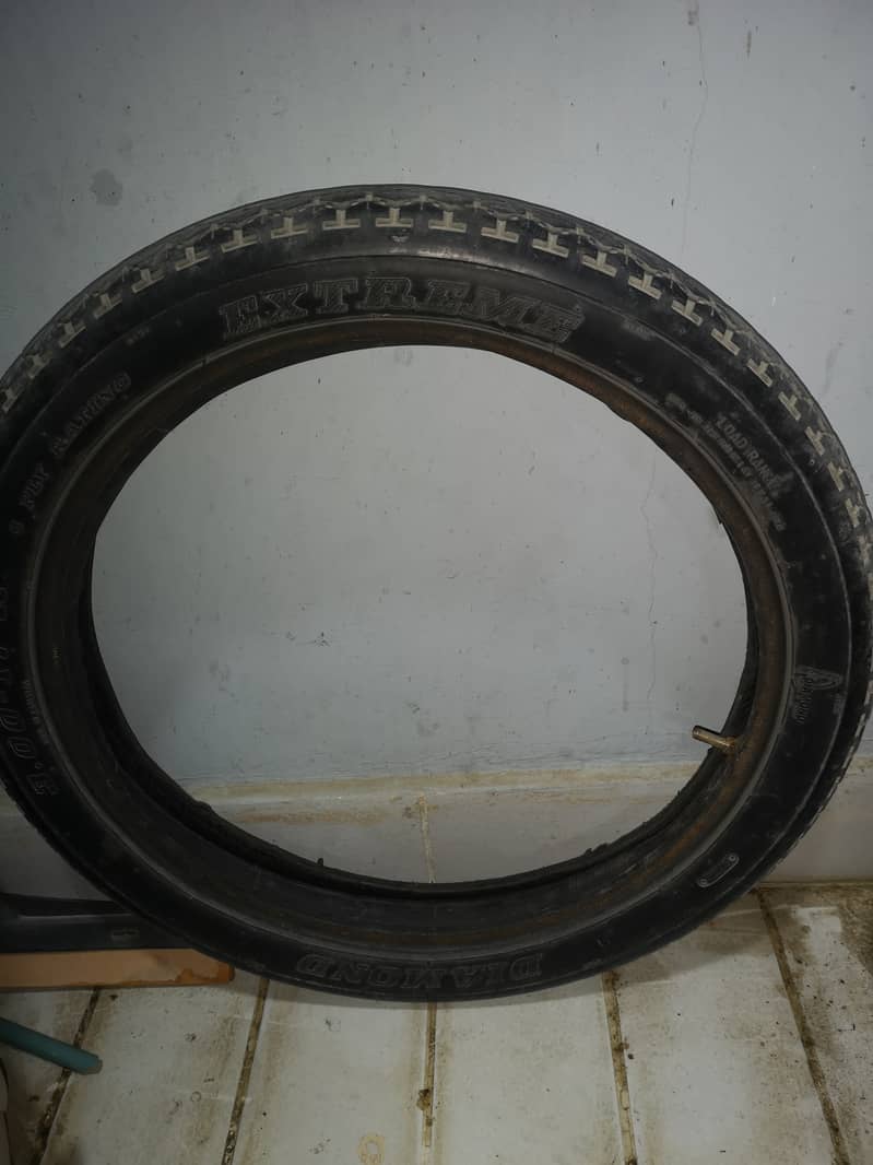Diamond extreme 125 rear tyre 1