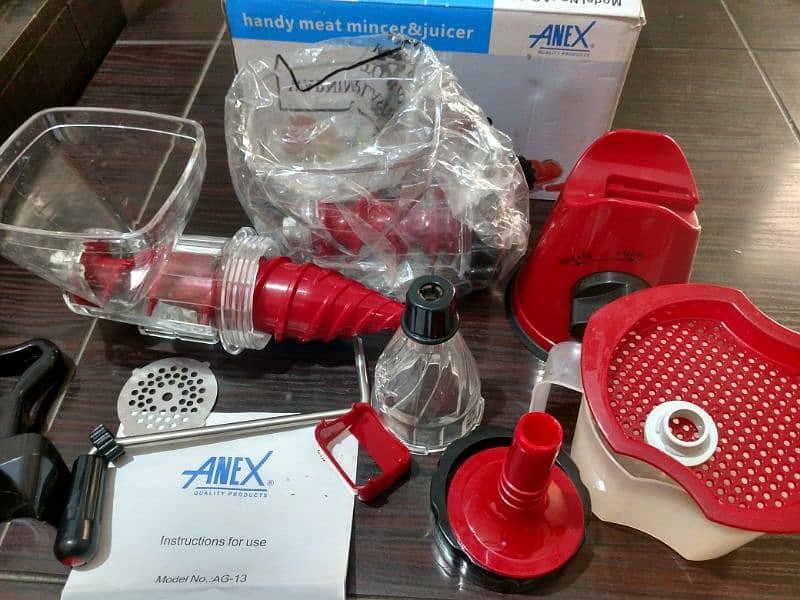 Handy meat mincer and juicer 4
