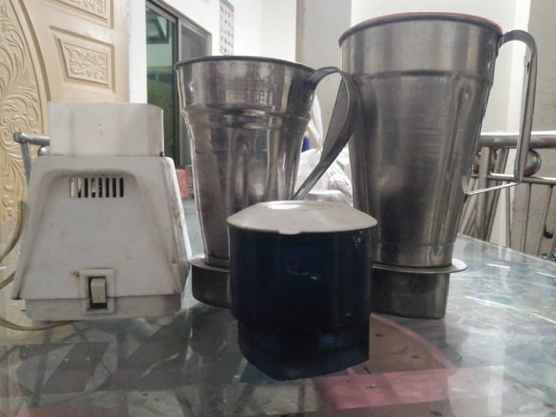 Juicer and blender with stainless steel two jug 0