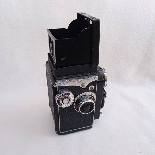 vintage Yashica camera 70 Years old Made in japen 8