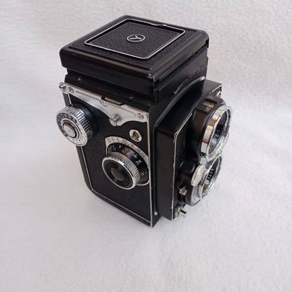 vintage Yashica camera 70 Years old Made in japen 16