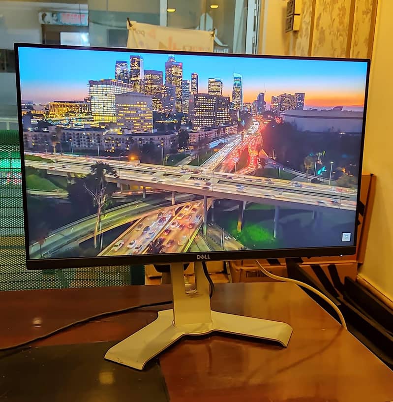 Dell 24" inch LCD Monitor for Sale (P2419HC Bezelless) 2