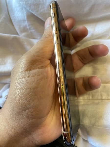 Urgent Sale, Iphone XS - PTA approved - 256 gb complete box 8