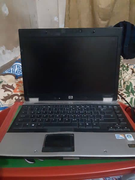 HP laptop with charger 1